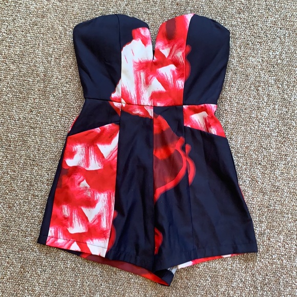Strapless floral romper - Picture 1 of 3